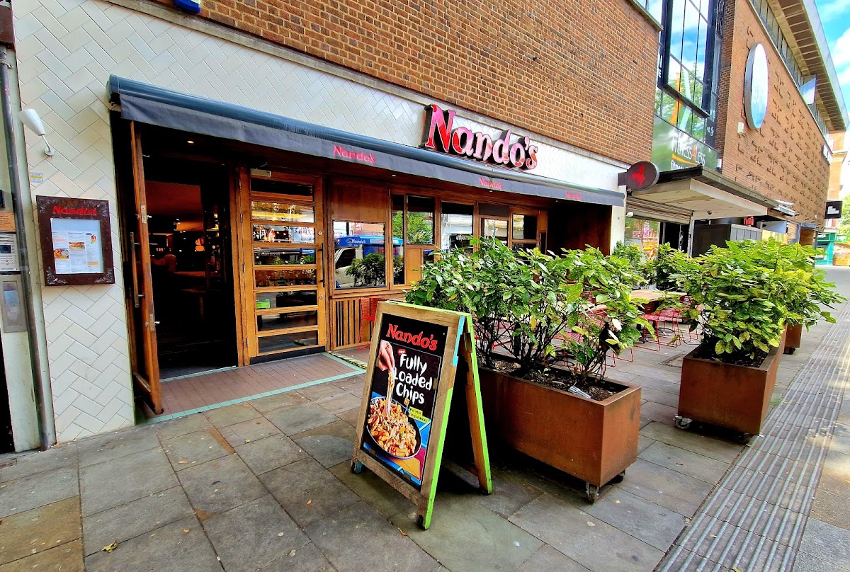 Nando's Watford - High Street